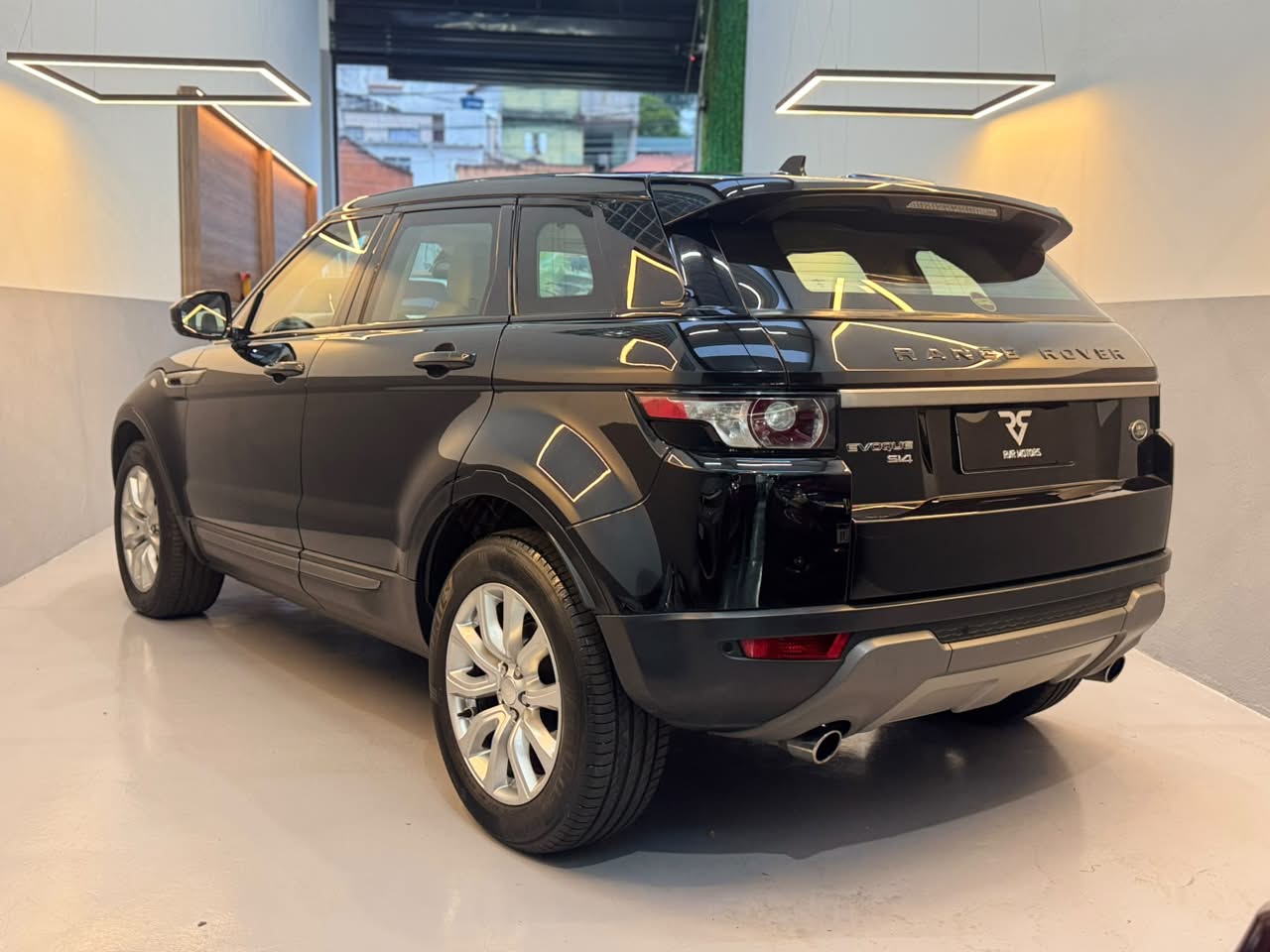 Land Rover Range R.EVOQUE Pure  2.0 Aut. 5p