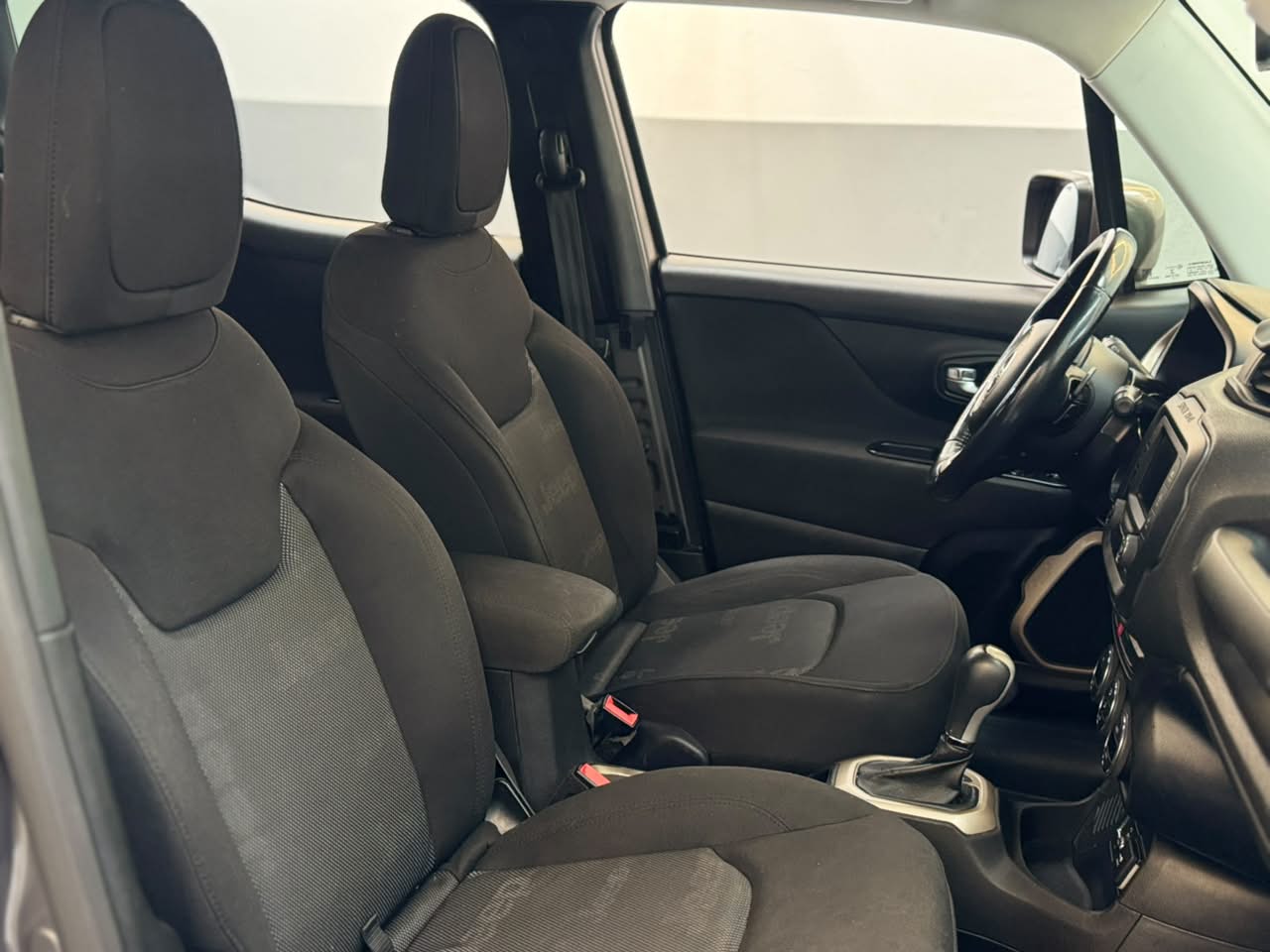 Jeep Renegade Longitude 1.8 4x2 Flex 16V Aut.