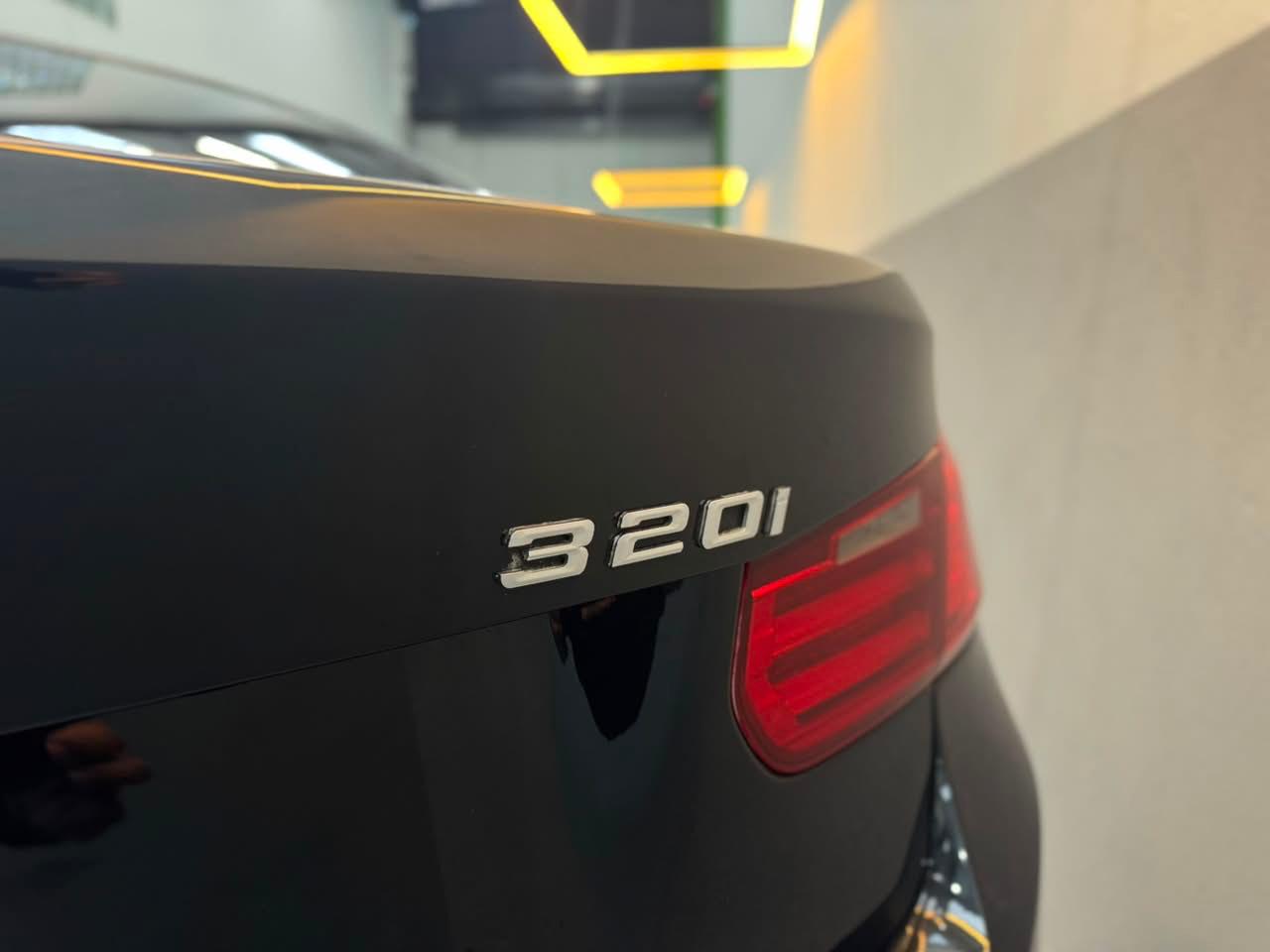 BMW 320I GP SPORT 2.0 TURBO ( BLINDADO )