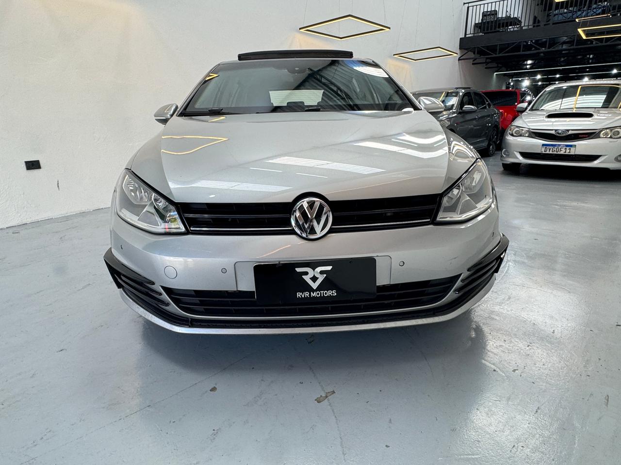 VW - VolksWagen Golf Comfortline 1.0 TSI Total Flex Mec.