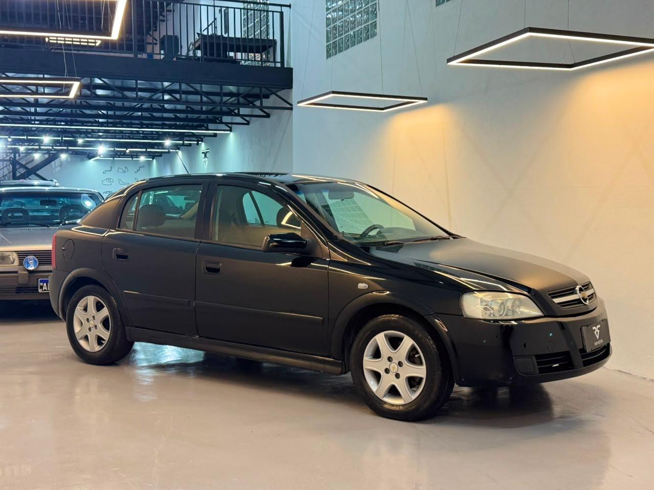 GM - Chevrolet Astra Advantage 2.0 MPFI 8V FlexPower 5p