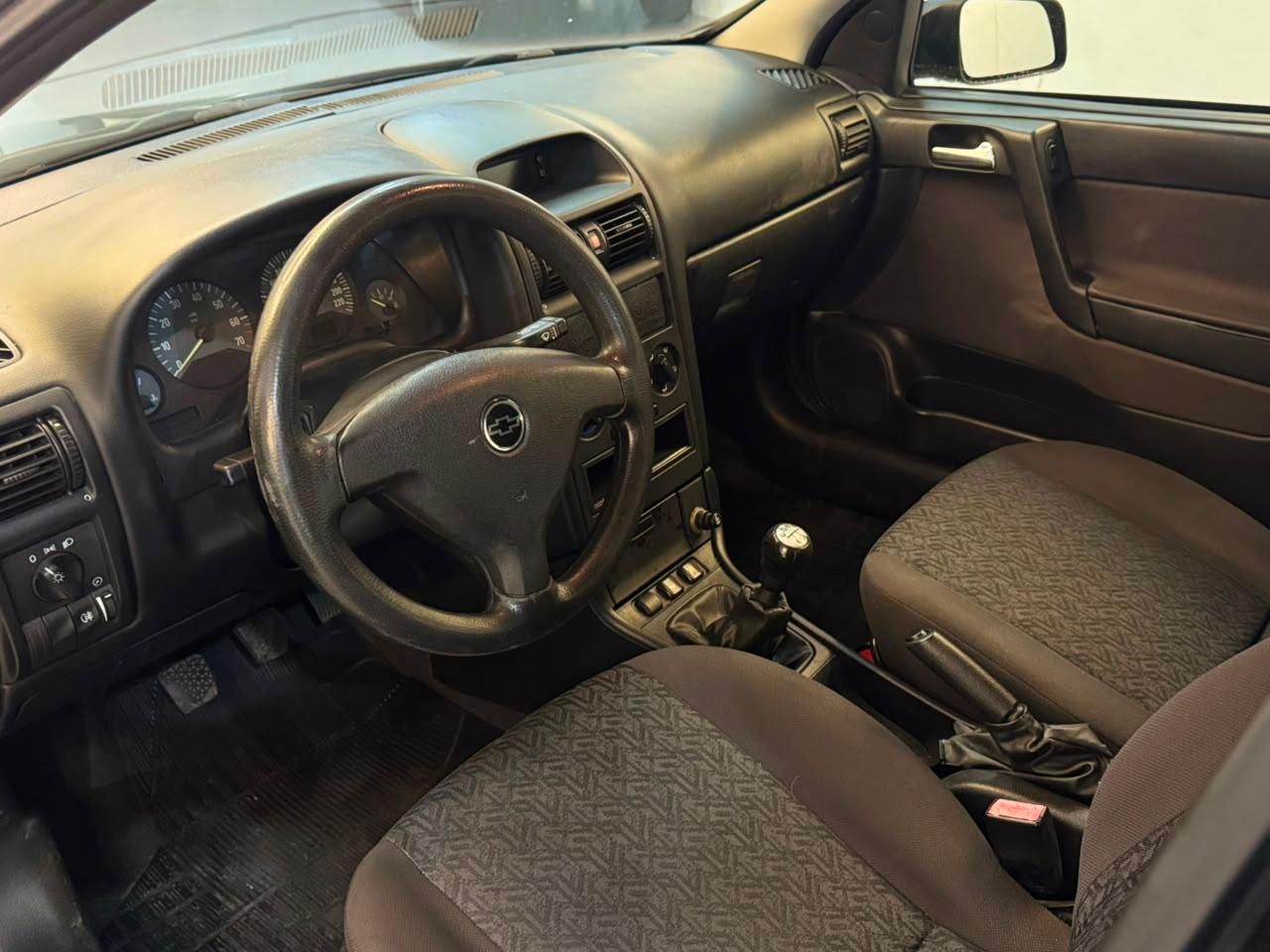 GM - Chevrolet Astra Advantage 2.0 MPFI 8V FlexPower 5p