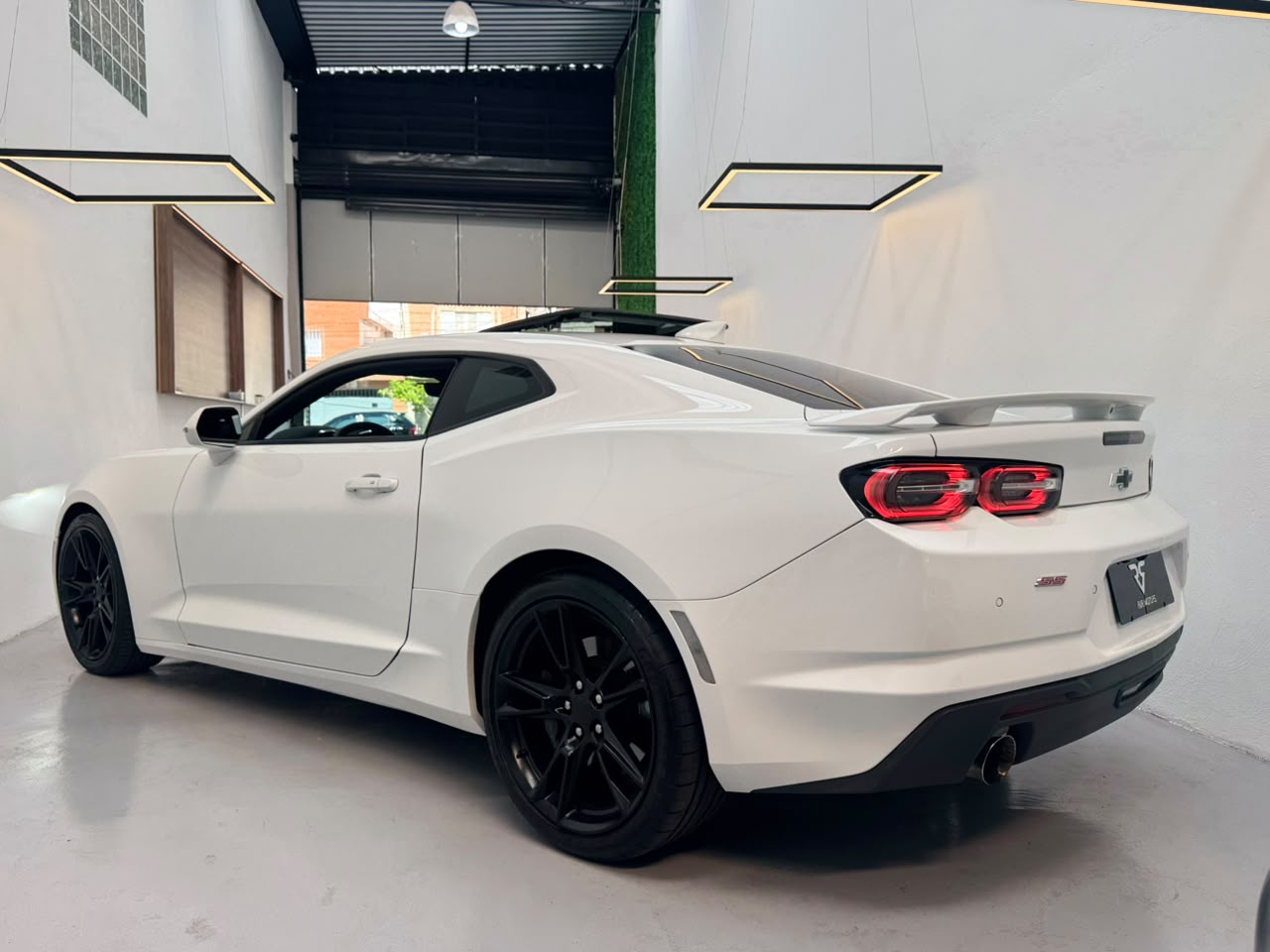 GM - Chevrolet Camaro SS 6.2 V8 16V